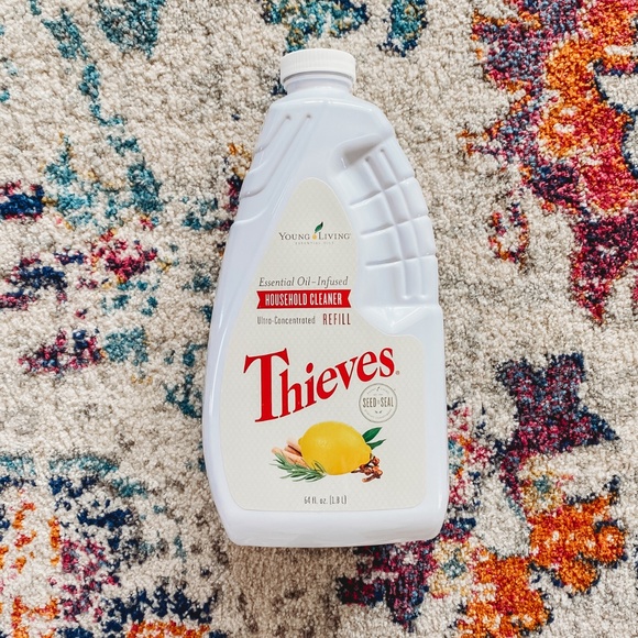 NEW Young Living Essential Oils Thieves Household Cleaner 64oz. - Picture 1 of 4
